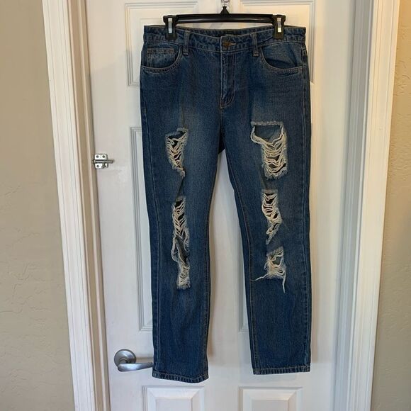 Forever 21 Size M Distressed Jeans - Picture 2 of 5